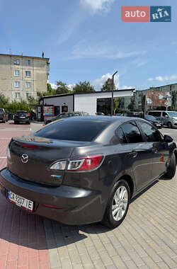 Седан Mazda 3 2012 в 