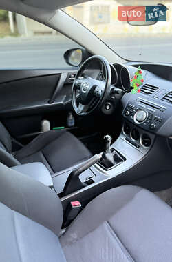 Хэтчбек Mazda 3 2010 в Харькове