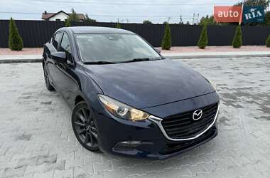 Седан Mazda 3 2018 в 