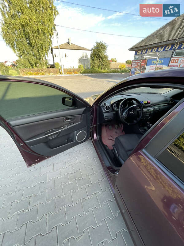 Хэтчбек Mazda 3 2007 в Локачах