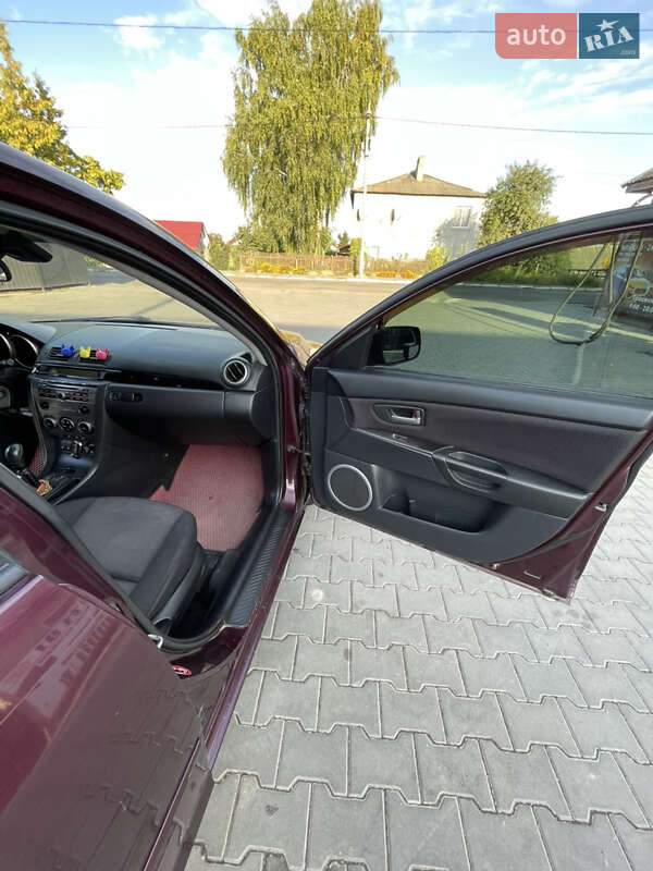 Хэтчбек Mazda 3 2007 в Локачах