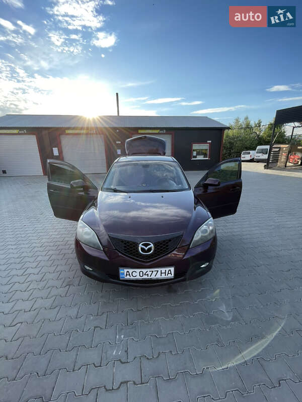 Хэтчбек Mazda 3 2007 в Локачах