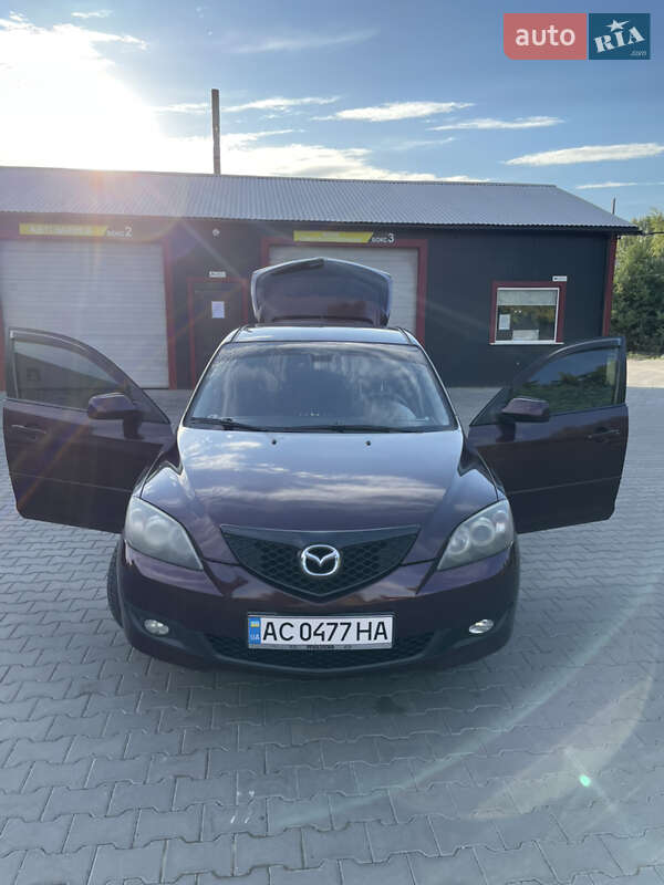 Хэтчбек Mazda 3 2007 в Локачах