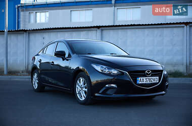 Седан Mazda 3 2014 в 