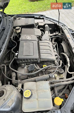 Хэтчбек Mazda 3 2008 в 