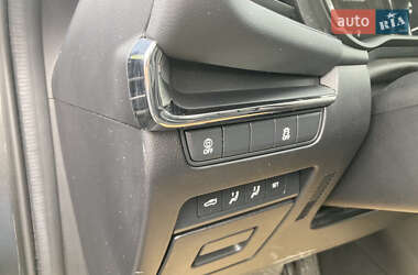 Седан Mazda 3 2022 в 