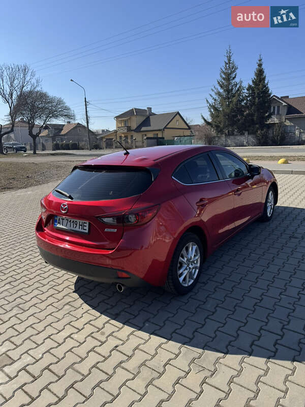 Хэтчбек Mazda 3 2013 в Ивано-Франковске