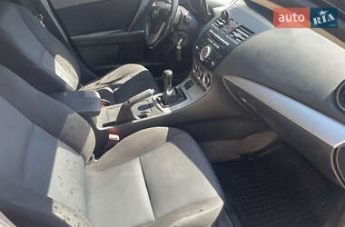 Седан Mazda 3 2010 в 