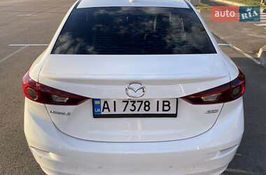 Седан Mazda 3 2015 в 