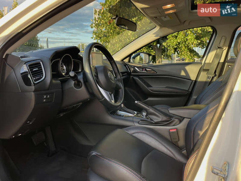 Седан Mazda 3 2015 в Києві фото 18 Седан Mazda 3 2015 в Києві
