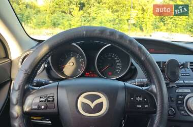 Хэтчбек Mazda 3 2010 в Желтых Водах