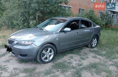Седан Mazda 3 2004 в 