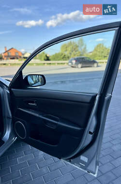 Хэтчбек Mazda 3 2006 в 