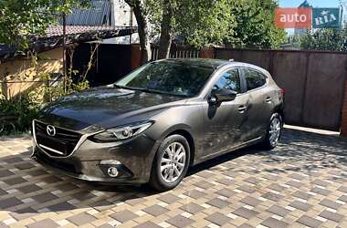 Хэтчбек Mazda 3 2015 в Киеве