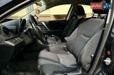 Хэтчбек Mazda 3 2010 в 