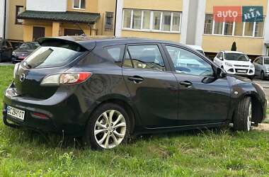 Хэтчбек Mazda 3 2010 в 