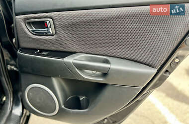 Хэтчбек Mazda 3 2008 в 