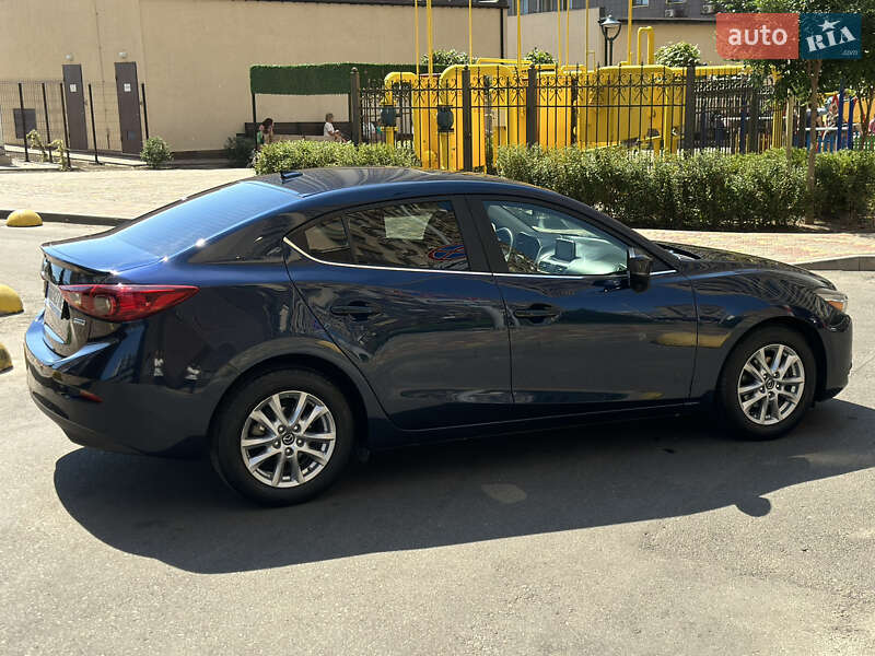 Седан Mazda 3 2015 в Одесі
