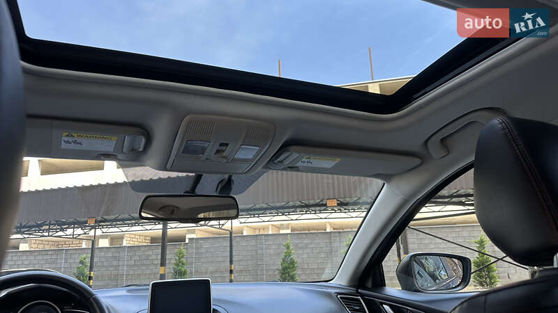 Седан Mazda 3 2015 в Одесі