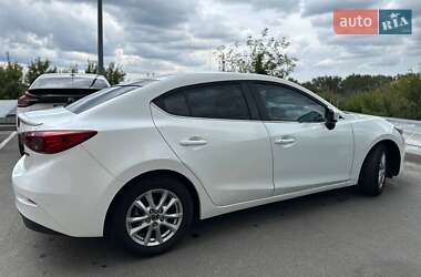 Седан Mazda 3 2013 в 