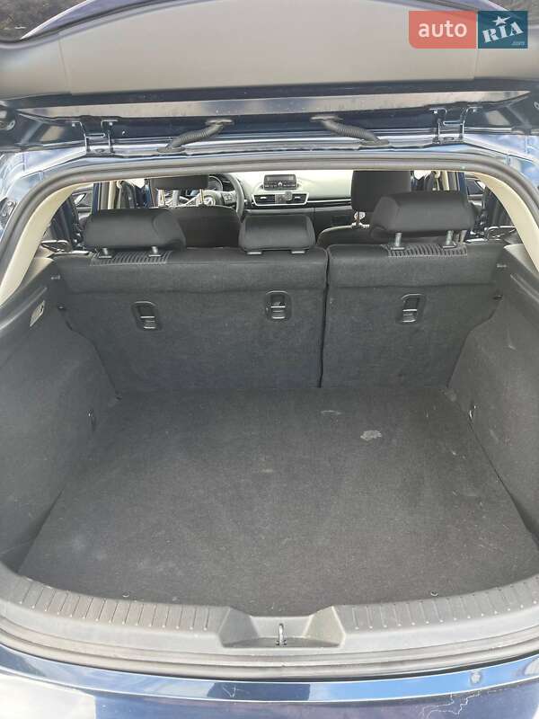 Хэтчбек Mazda 3 2013 в Киеве фото 13 Хэтчбек Mazda 3 2013 в Киеве