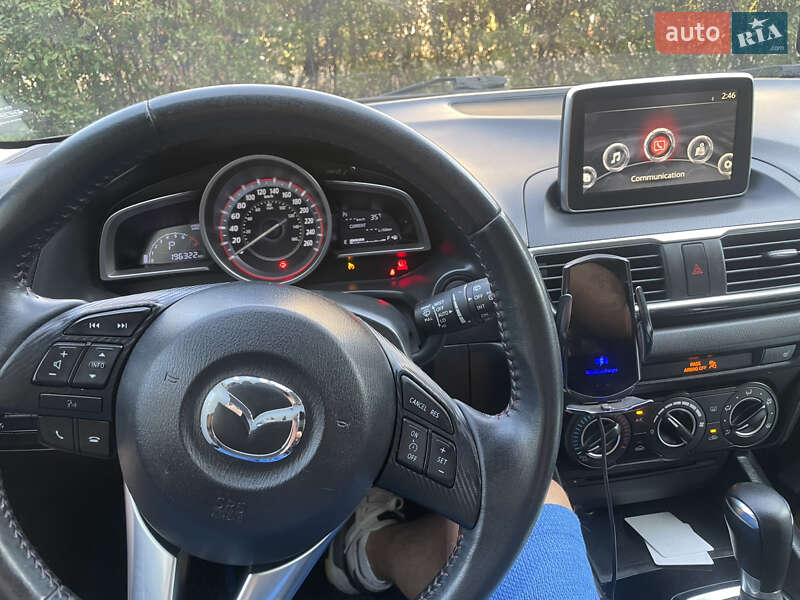 Хэтчбек Mazda 3 2014 в 
