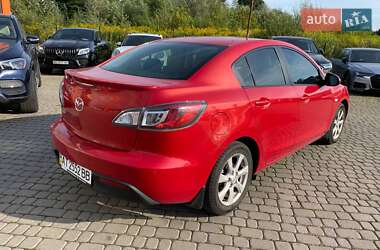 Седан Mazda 3 2011 в 