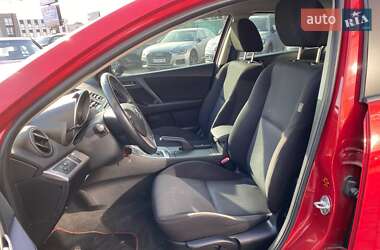Седан Mazda 3 2011 в 