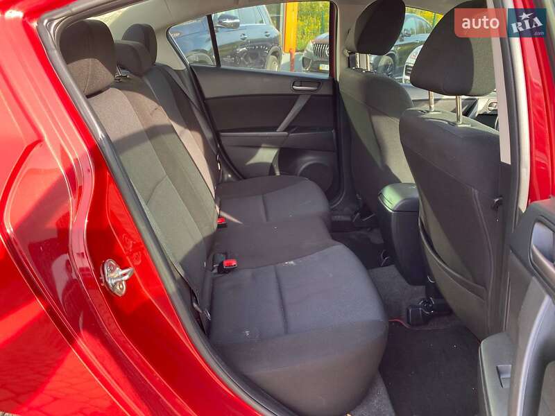 Седан Mazda 3 2011 в Львове фото 22 Седан Mazda 3 2011 в Львове