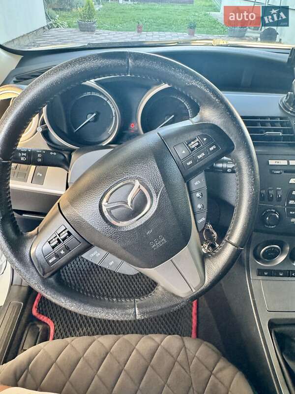 Хэтчбек Mazda 3 2011 в Виннице