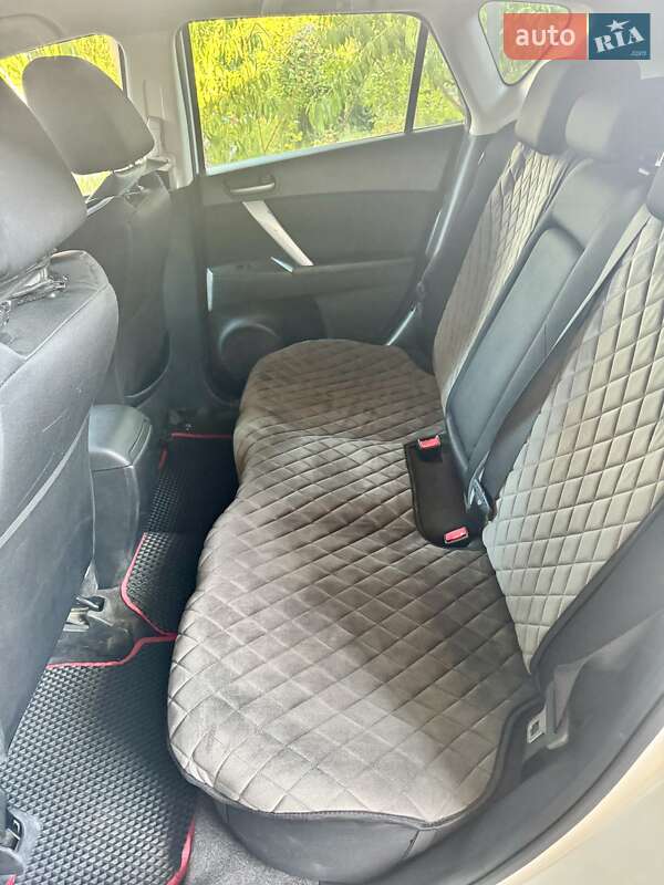 Хэтчбек Mazda 3 2011 в Виннице