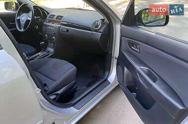 Хэтчбек Mazda 3 2006 в 