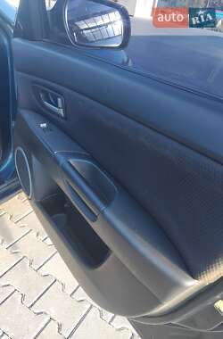 Седан Mazda 3 2006 в 