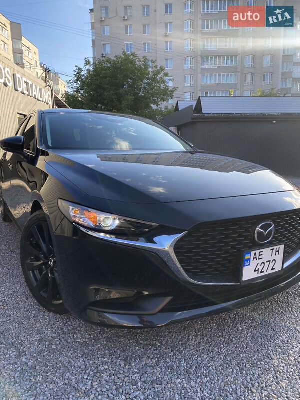 Седан Mazda 3 2023 в Виннице