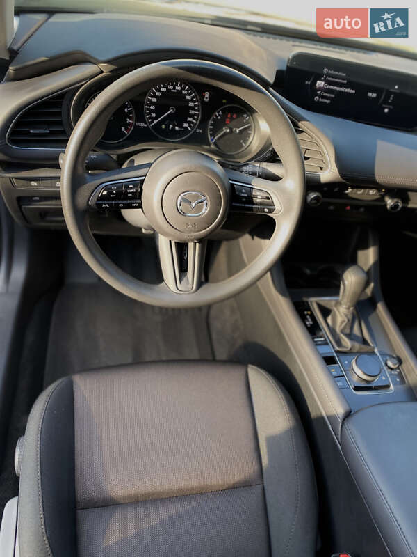 Седан Mazda 3 2023 в Виннице
