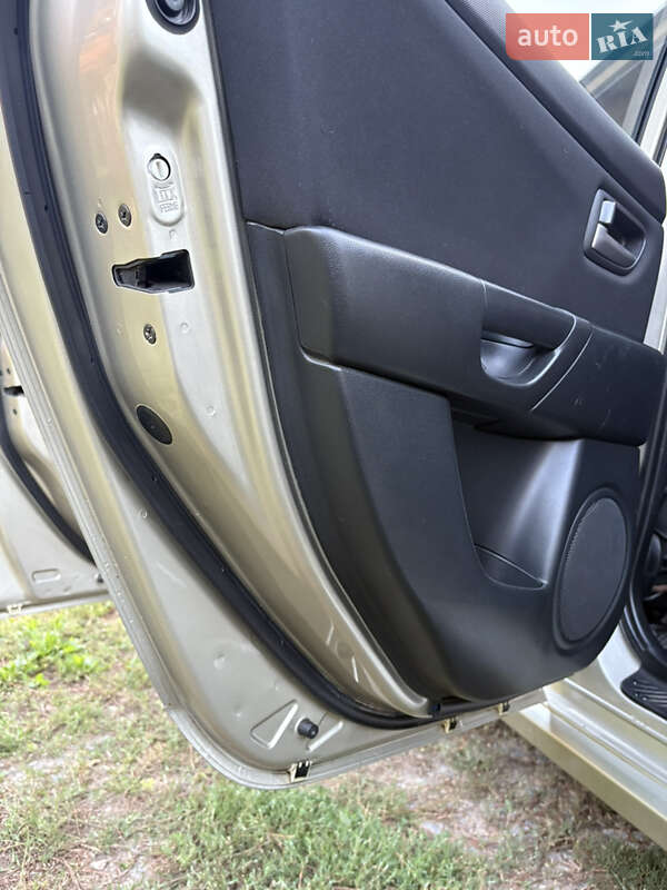 Седан Mazda 3 2006 в Могилев-Подольске фото 14 Седан Mazda 3 2006 в Могилев-Подольске