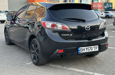 Хэтчбек Mazda 3 2009 в 
