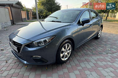 Седан Mazda 3 2015 в Черкассах