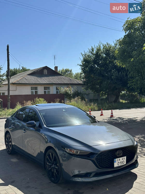 Седан Mazda 3 2022 в Черкассах