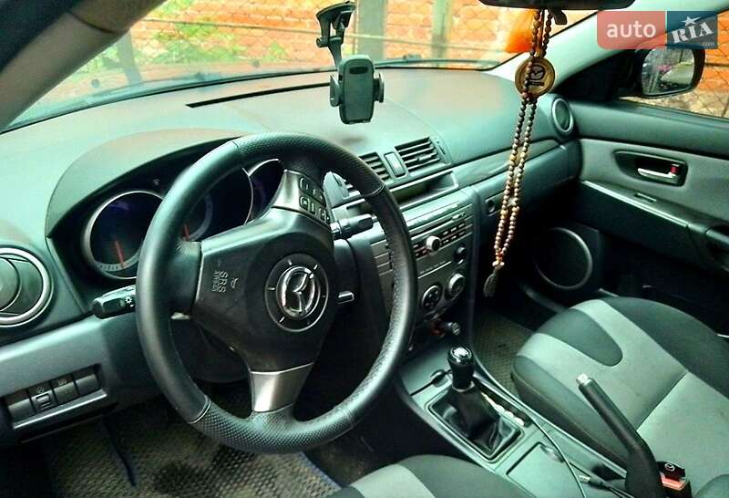 Седан Mazda 3 2007 в 