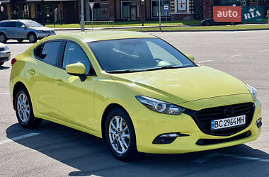 Седан Mazda 3 2017 в Киеве