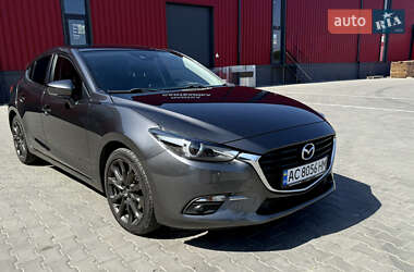 Хэтчбек Mazda 3 2017 в 
