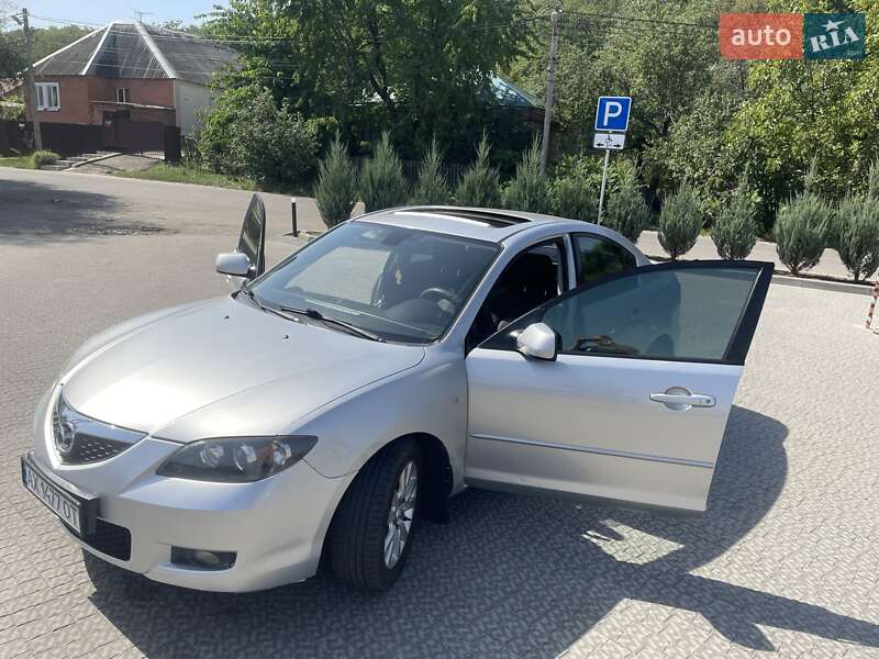 Седан Mazda 3 2008 в Полтаве