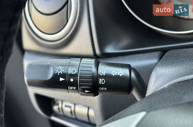 Седан Mazda 3 2006 в 