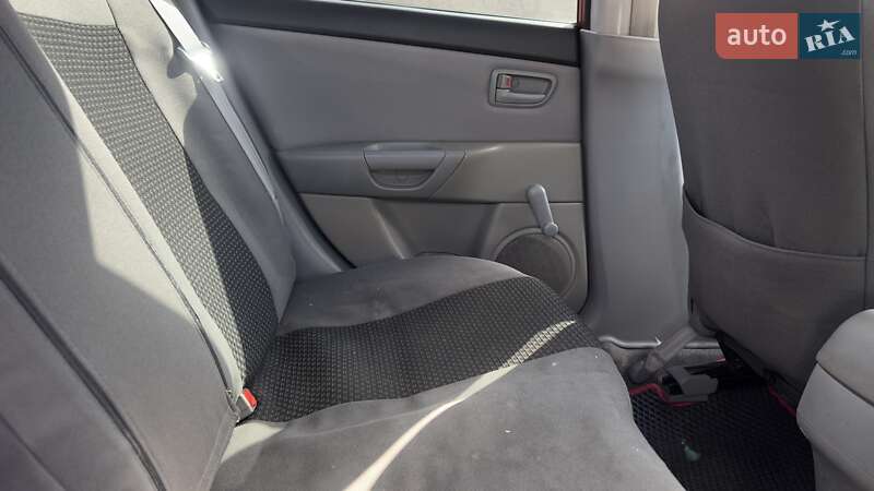 Хэтчбек Mazda 3 2006 в Борисполе