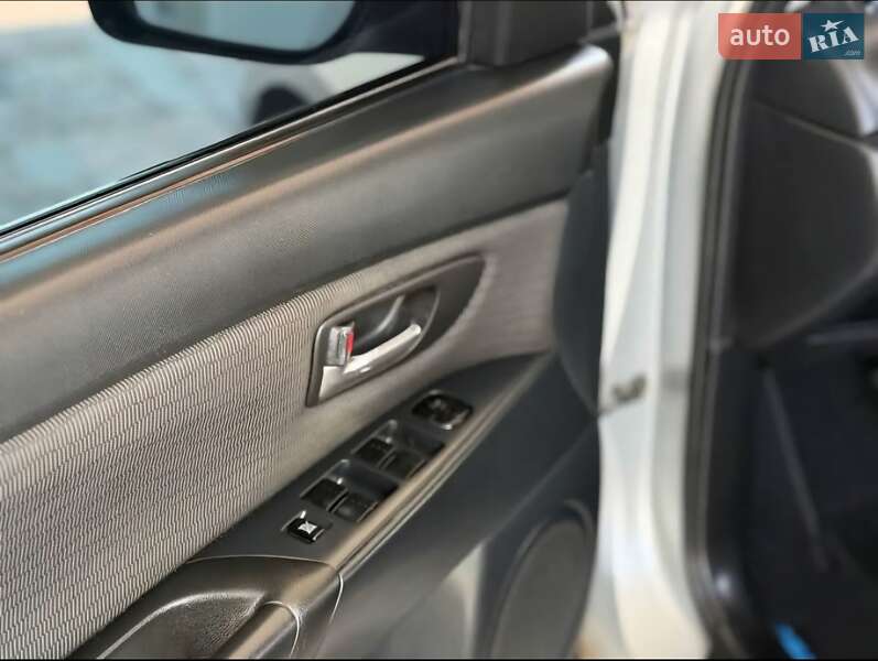 Седан Mazda 3 2007 в Дніпрі