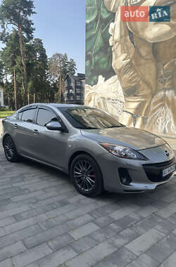 Седан Mazda 3 2012 в Ахтырке