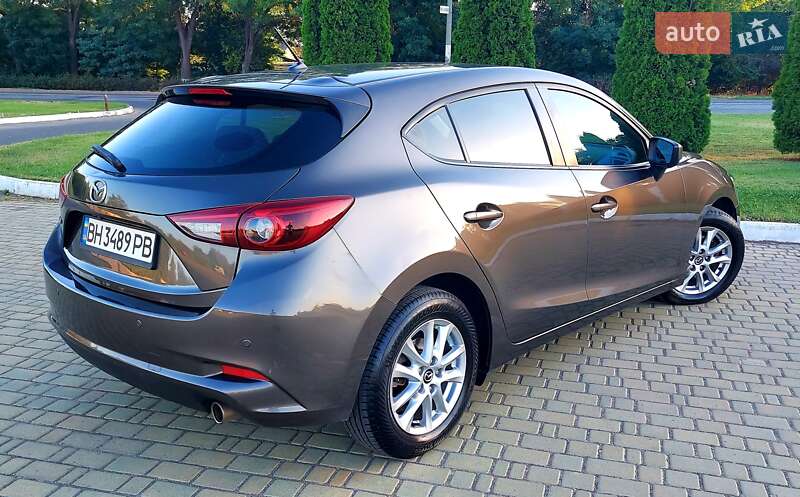 Хетчбек Mazda 3 2016 в Одесі