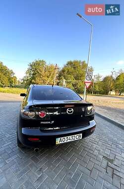 Седан Mazda 3 2006 в 