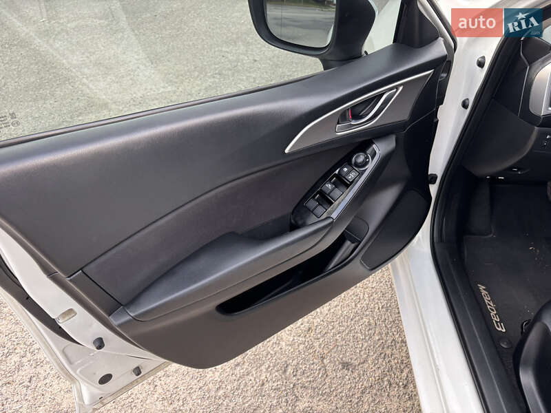 Седан Mazda 3 2017 в Новій Водолагі фото 14 Седан Mazda 3 2017 в Новій Водолагі